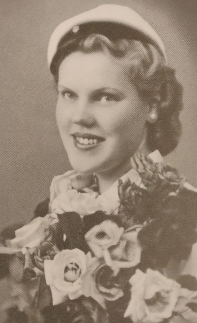 Kuva ylioppilaasta 1942